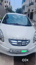 Doctor driven Less used Good Condition,Well maintained Honda Amaze