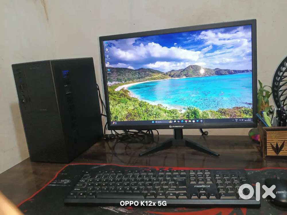 Pc i5 3rd gen with monitor 22 inch with wireless mouse and keyboard