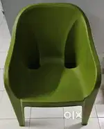 Supreme Futura Plastic Chair New Like