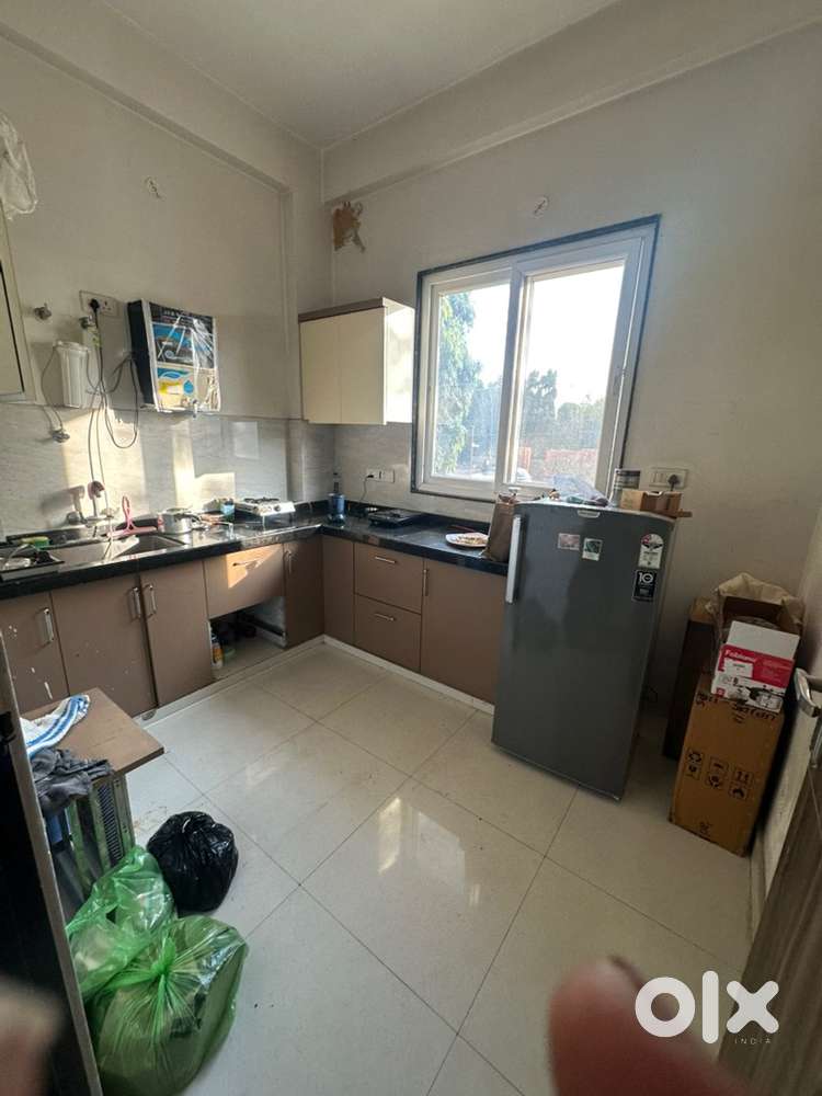 1bhk fully furnished independent flat no restriction by owner