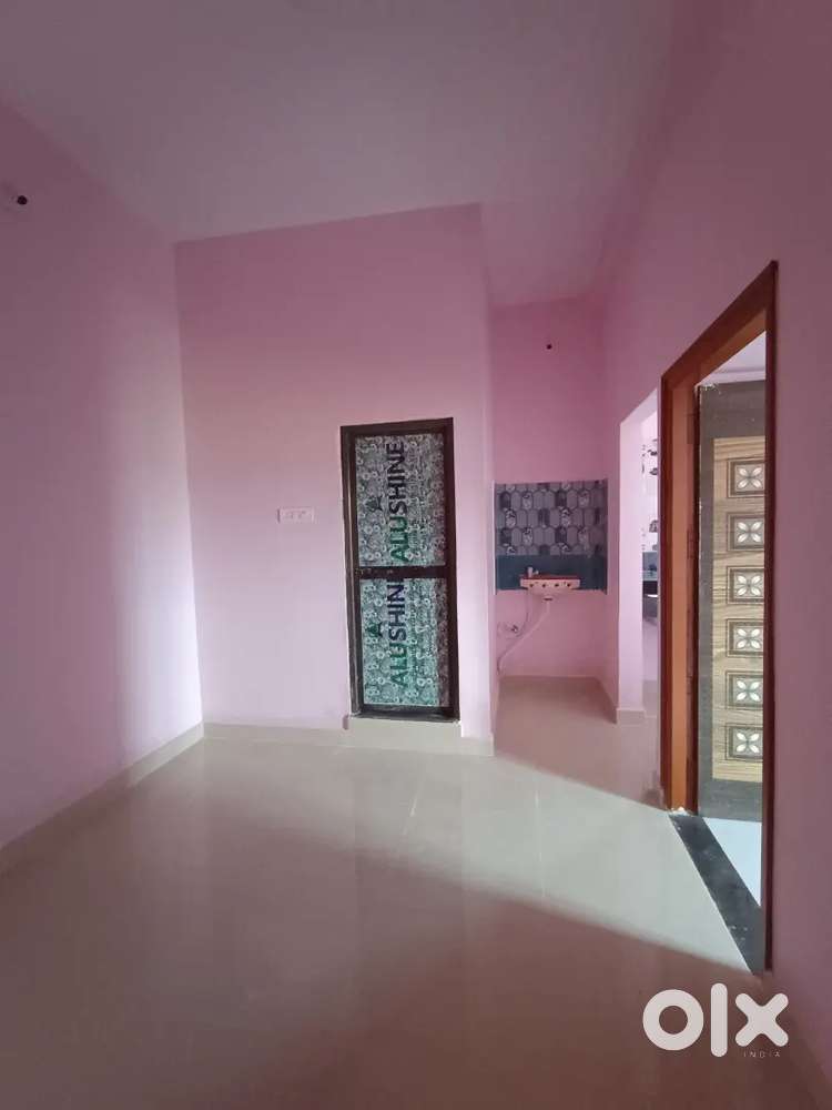 1 BHK Room available for rent.