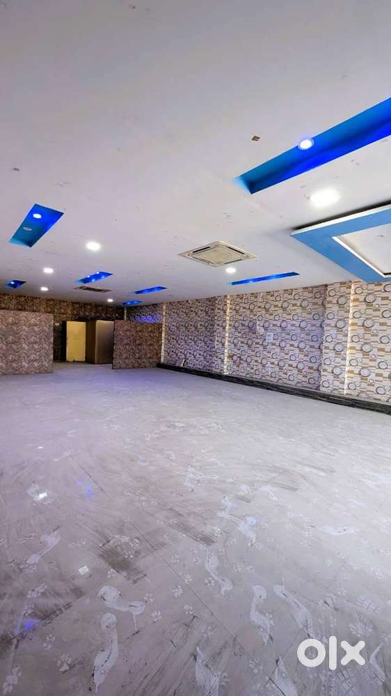 Two-floor, fully furnished / Shops Available