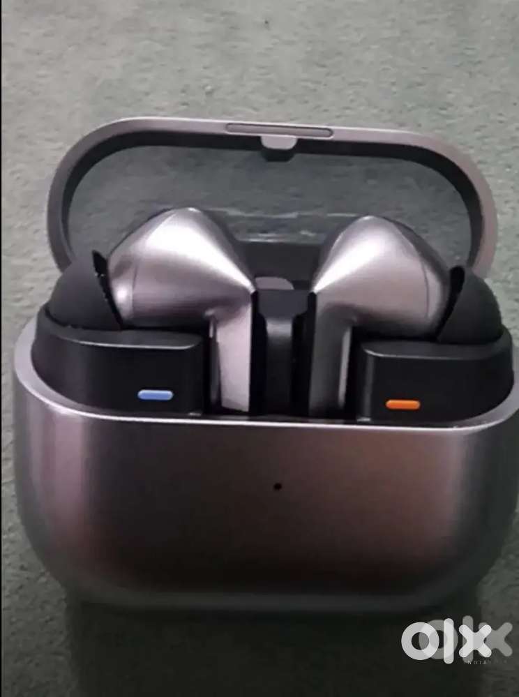 Samsung earbuds