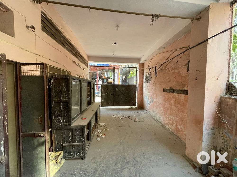BUILDING WITH 7 ROOMS FOR RENTING