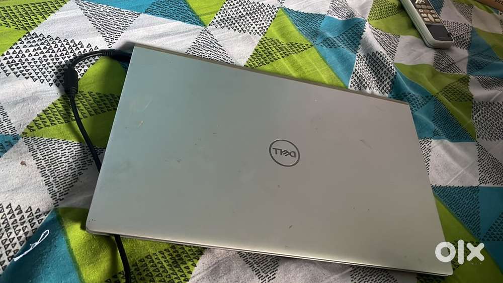 Dell Inspiron 5502  i5 11th Gen  8GB/512GB SSD  NVIDIA MX330