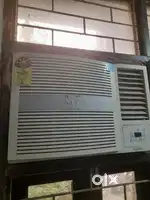 Voltas ac 1.5 ton 5 star very good condition with remote