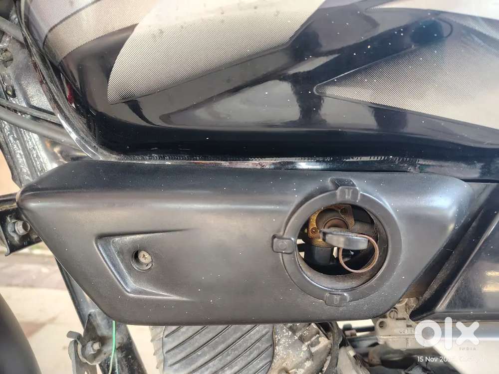 Mint condition with petrol lock less driven.1 self start,With Diggi.