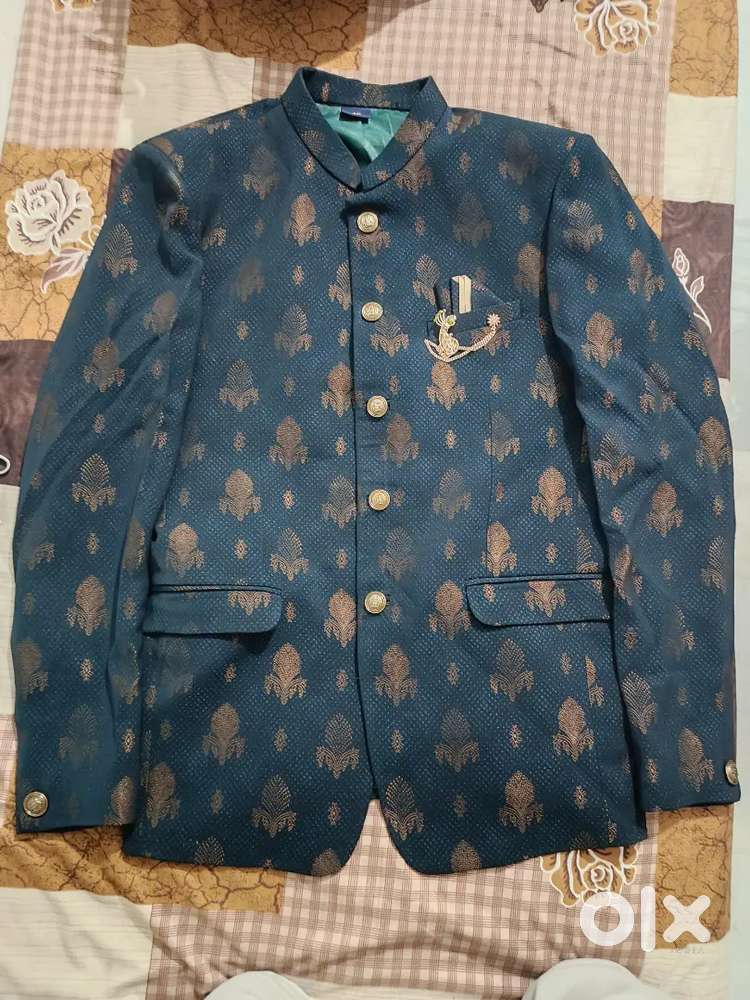 Jodhpuri suit