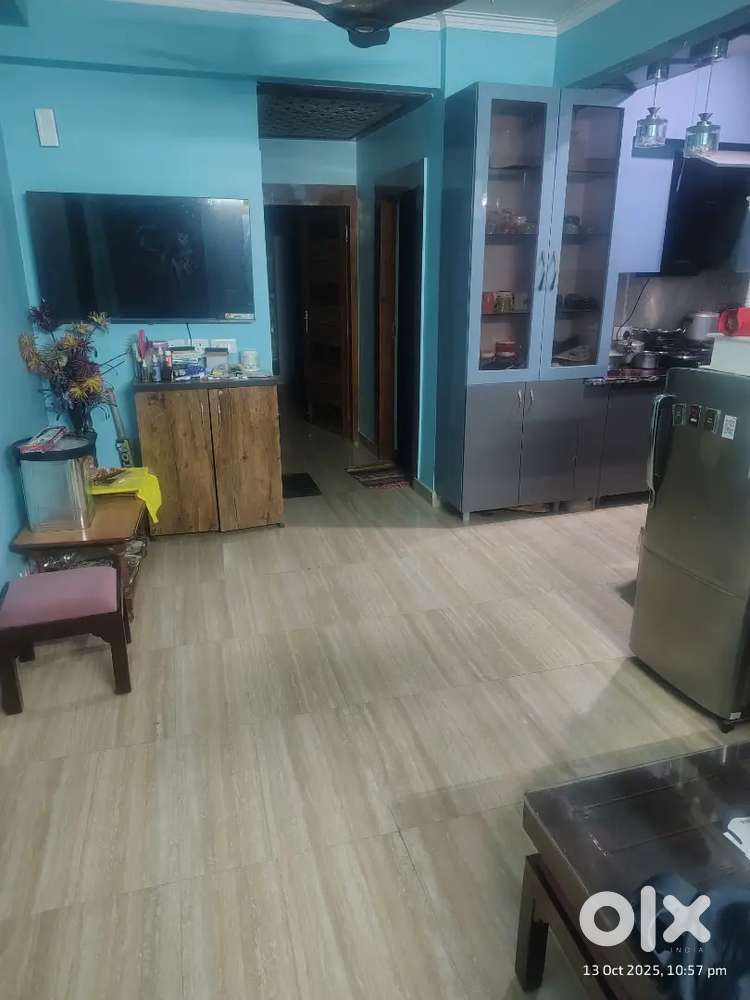 Want Roommate only girl