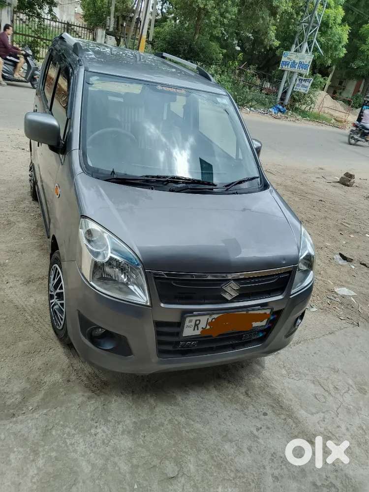 Maruti Suzuki Wagon R 1.0 2015 Petrol 45000 Km Driven next to new cond