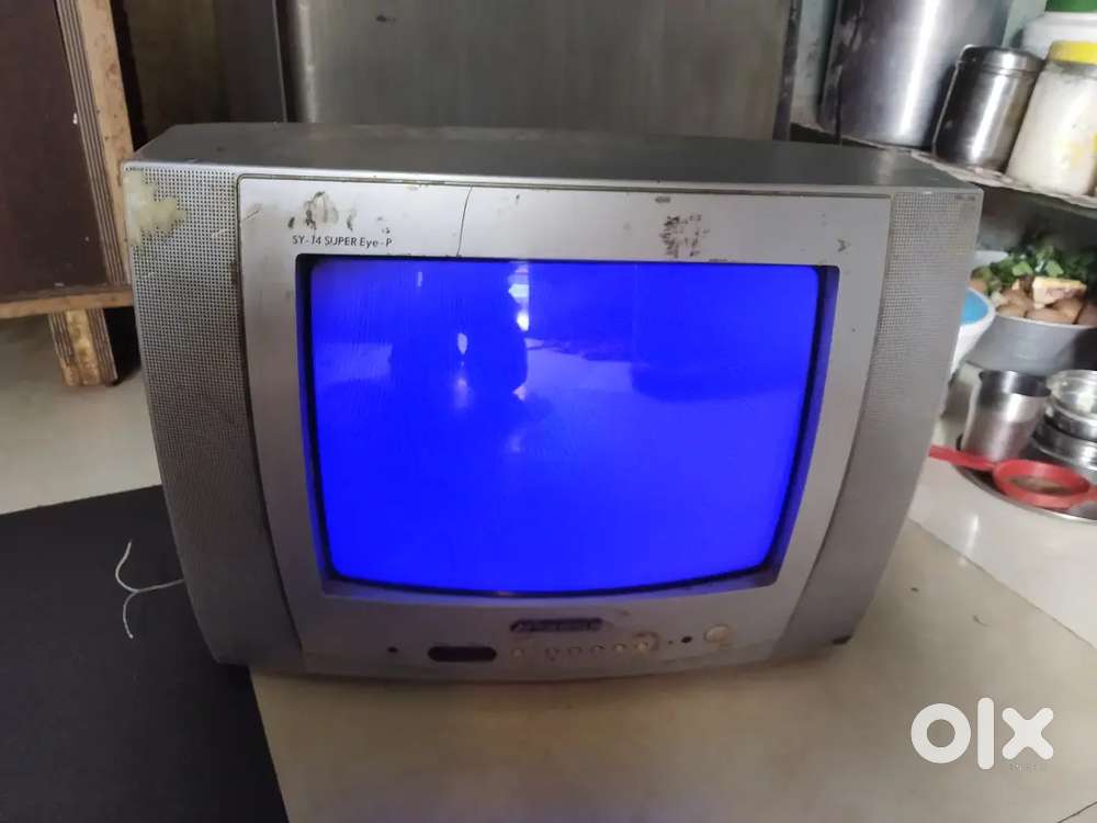 Sansui Portable Colur mini tv and free dish set