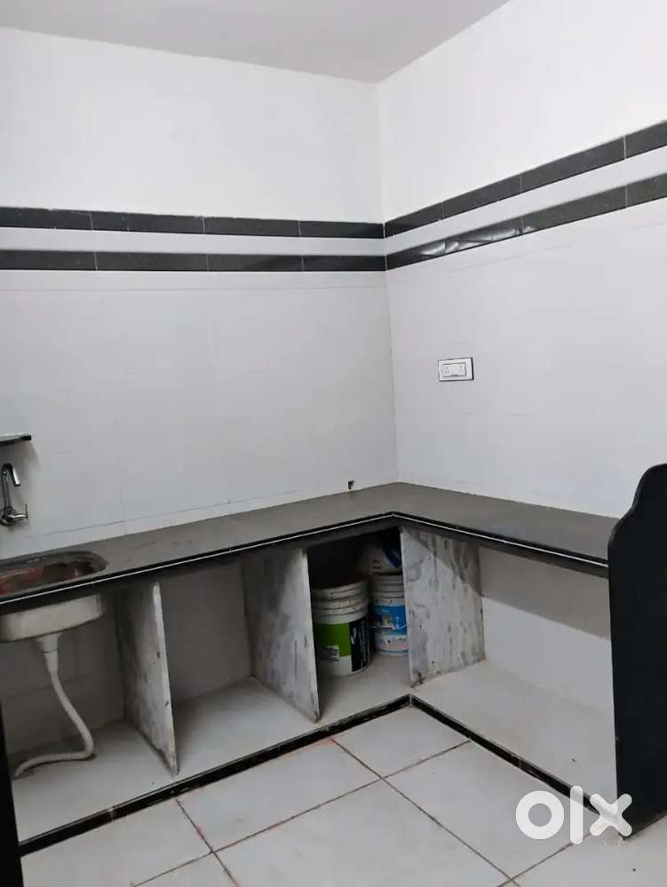 Tenament for commercial use only