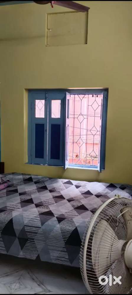 Giving room rent in Burdwan.Take enioy and feel it..