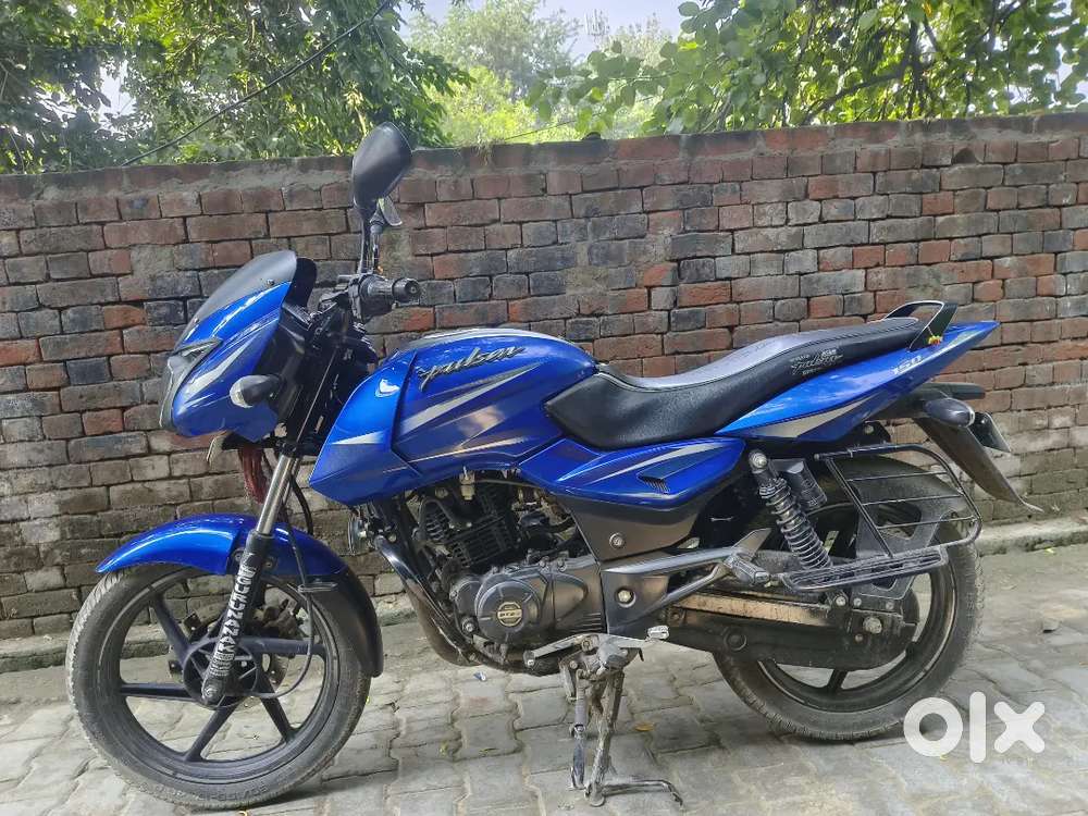 Puslar 150cc 2018 model almost brand new