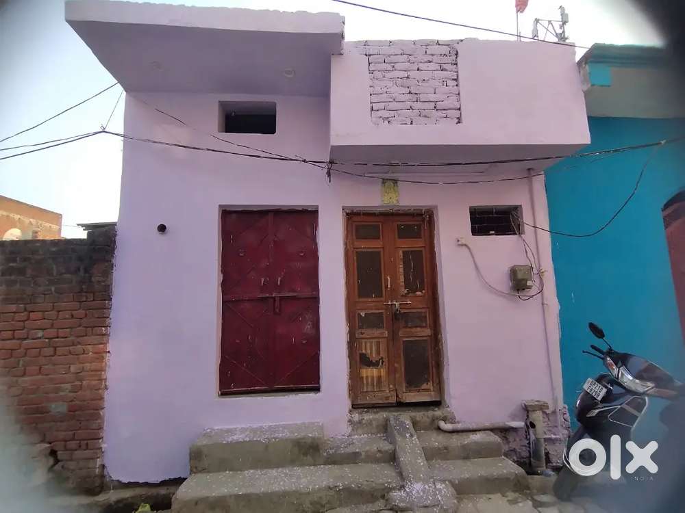 House is located in govind nagar gali no 5 near rainbow public school