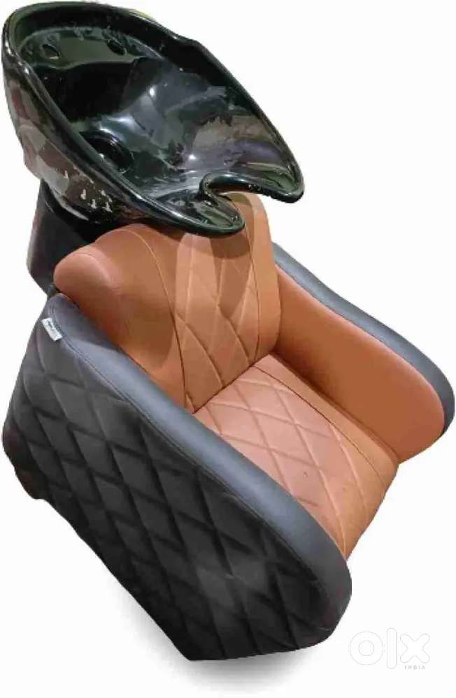 Saloon and beauty parlour furniture and cosmetics available near u