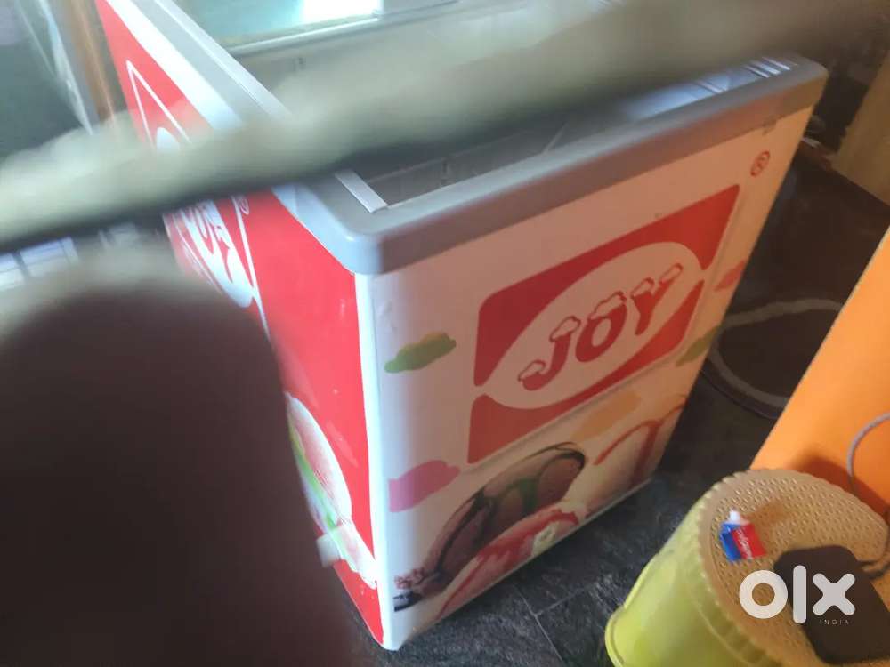 Brand new one month old joy ice cream box