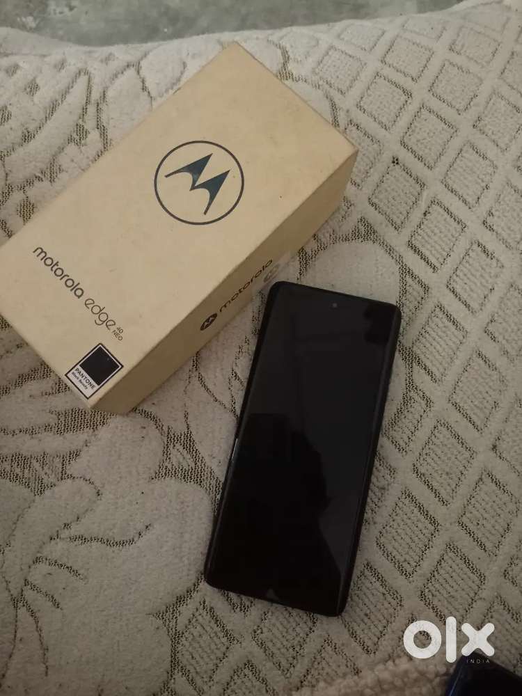 Motorola edge 40neo ..all good little bit display problem with