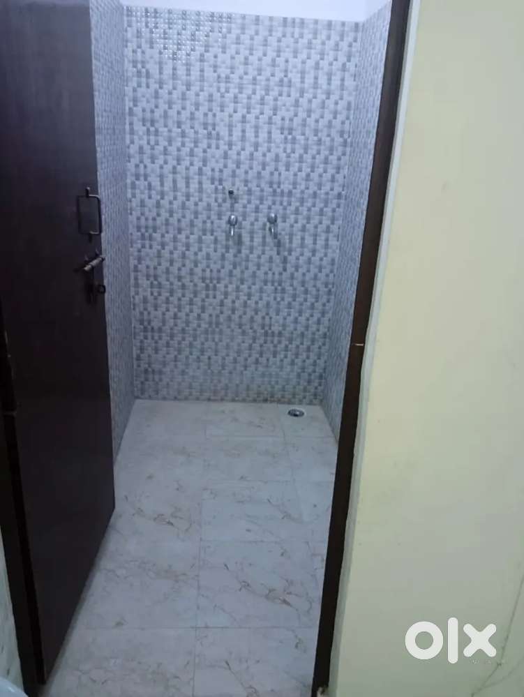 2 कमरों का सैट किराए पर देने हेतु