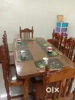 Sagvan Dinning Table
