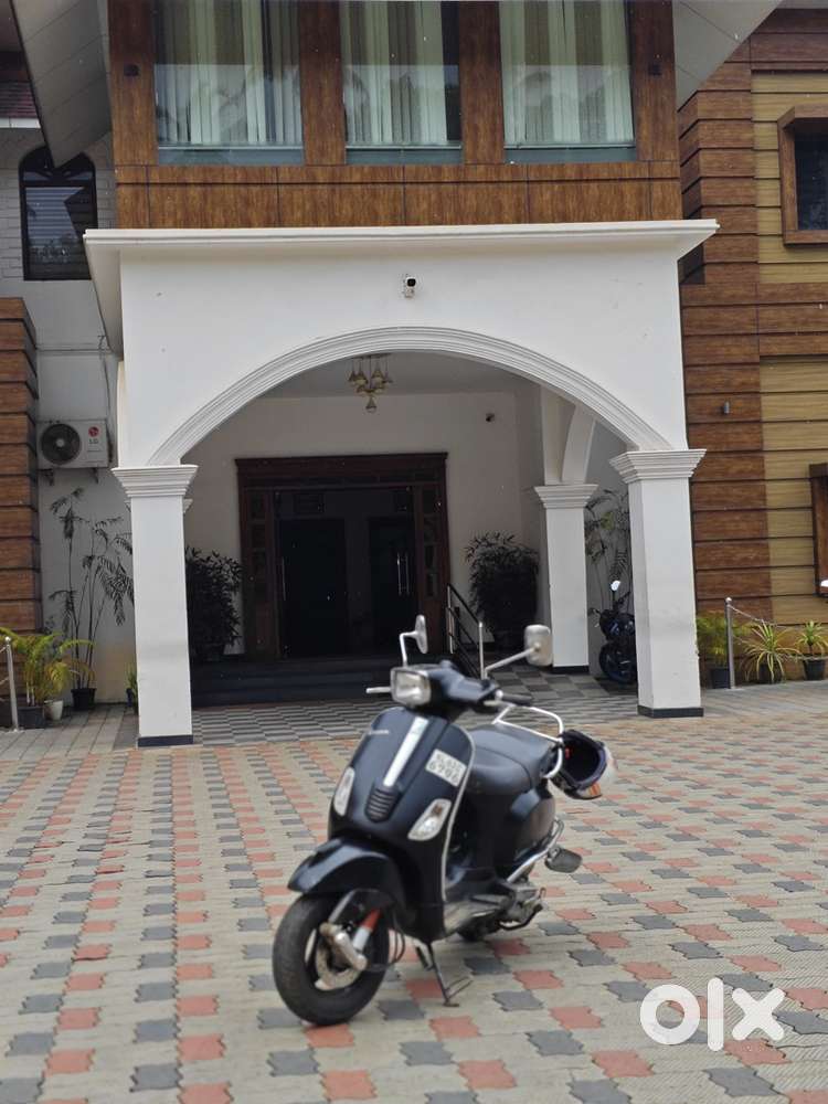 Good condition lady used