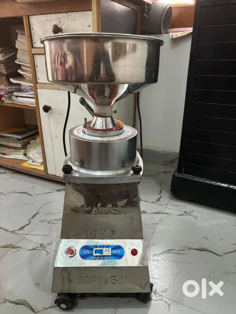 Aata chakki in very good condition