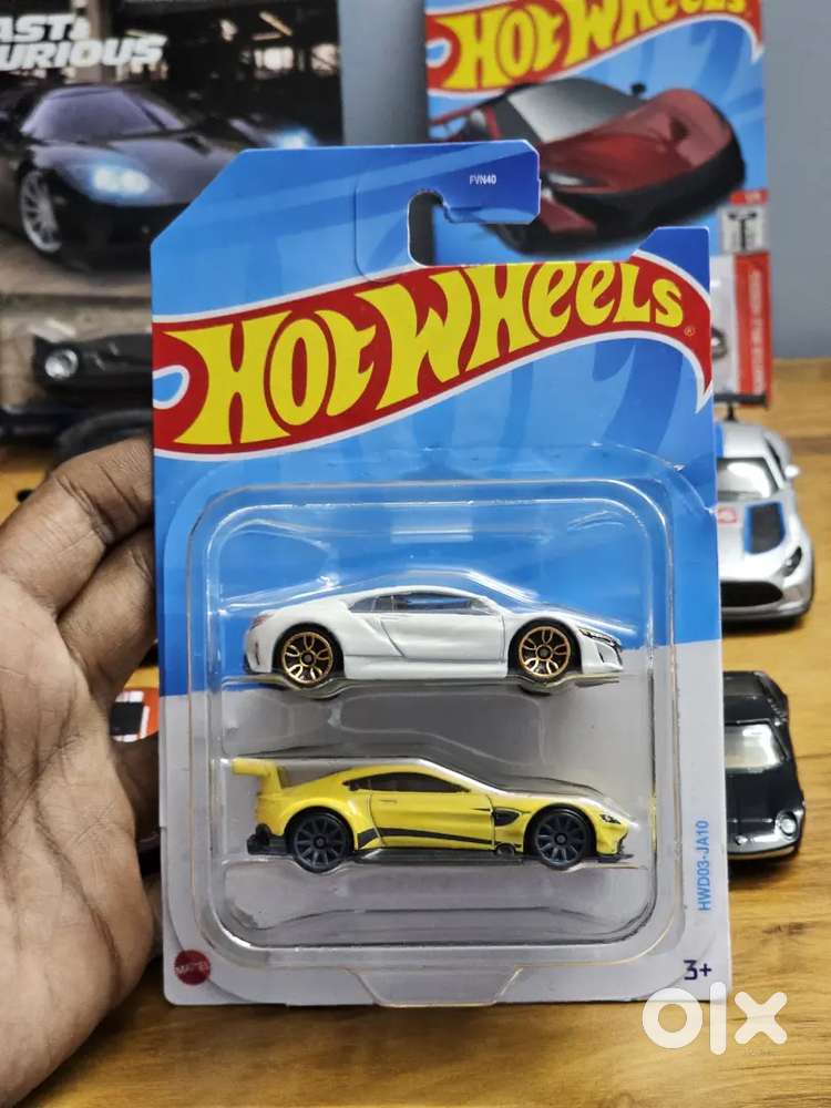 Hot wheels uncarded