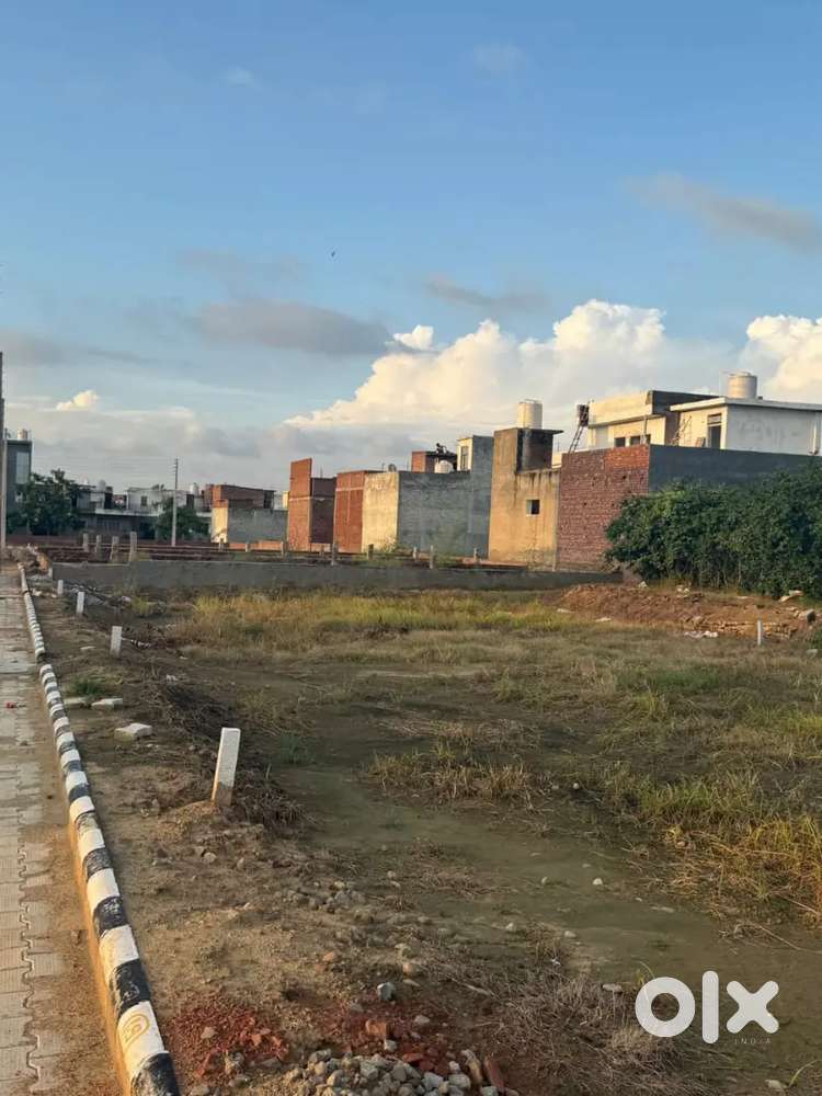 150 Plot For sale sector 123 price 47perGaj