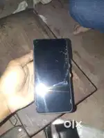 Note 9 with box