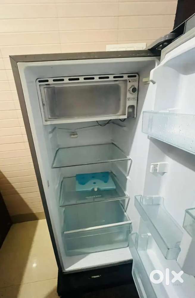 single door fridge