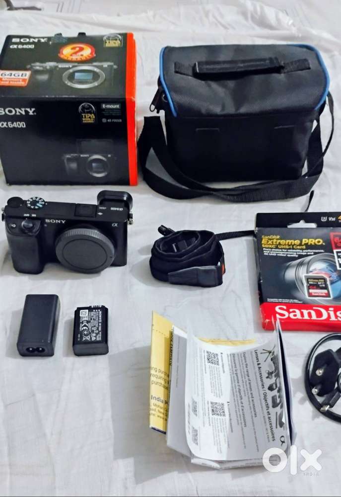 SONY A6400 CAMERA