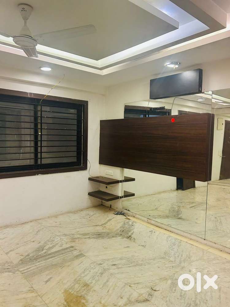 1800 sq ft commercial space availble for Rent in Anand Bazar