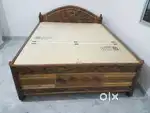 New attractive design queen size bed having size 5/6.5