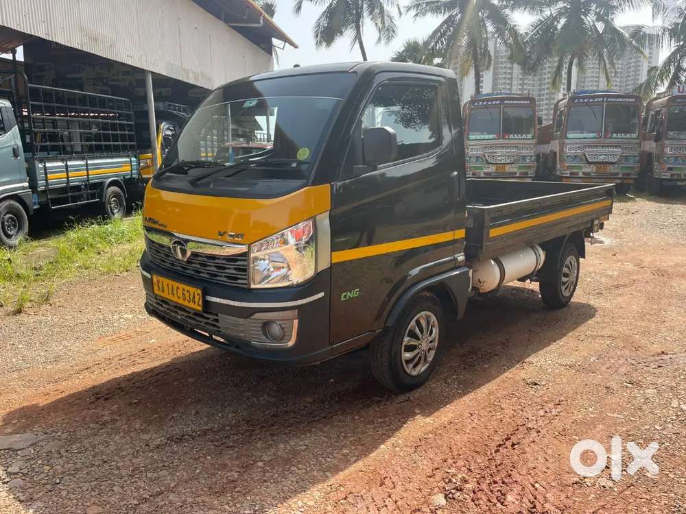 TATA INTRA V20
PETROL  CNG MANUAL