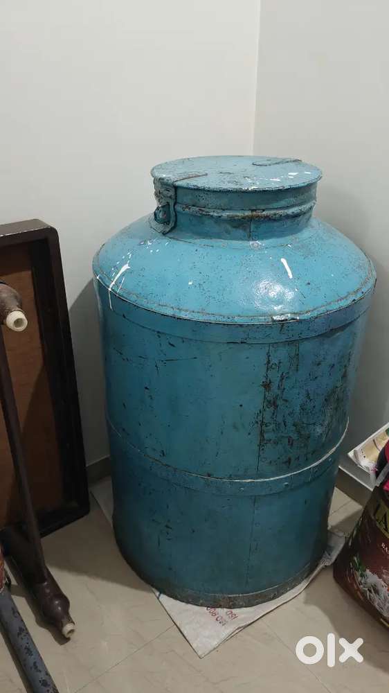 Iron Grain Storage PEEP (અનાજ ભરવા માટેનું પીપડું)