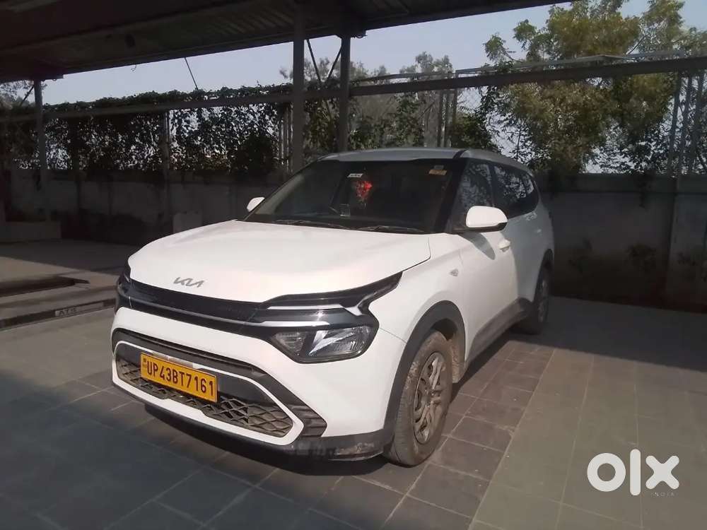 Kia Carens 2024 Diesel Well Maintained