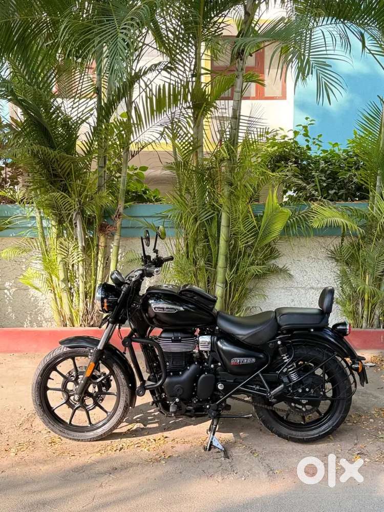 METEOR 350 STELLAR BLACK