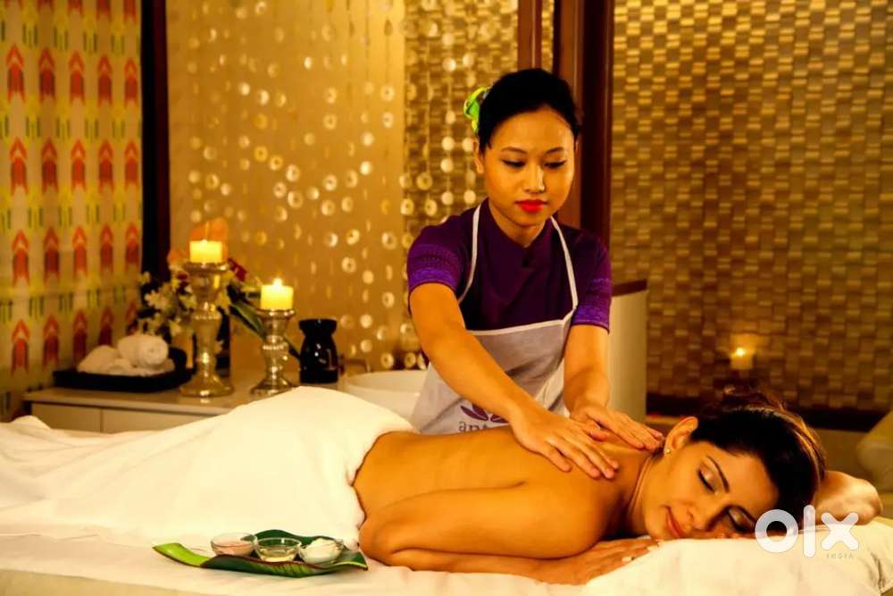 FEMALE MASSAGE THERAPY