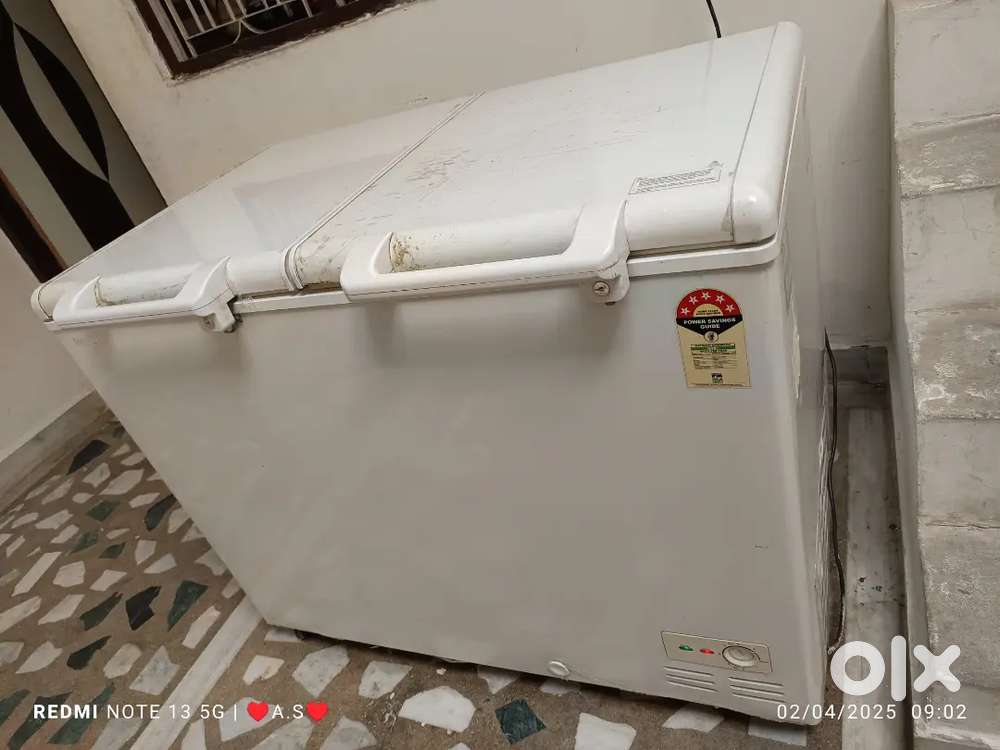 1year old ok h koi kmi ni D fridge