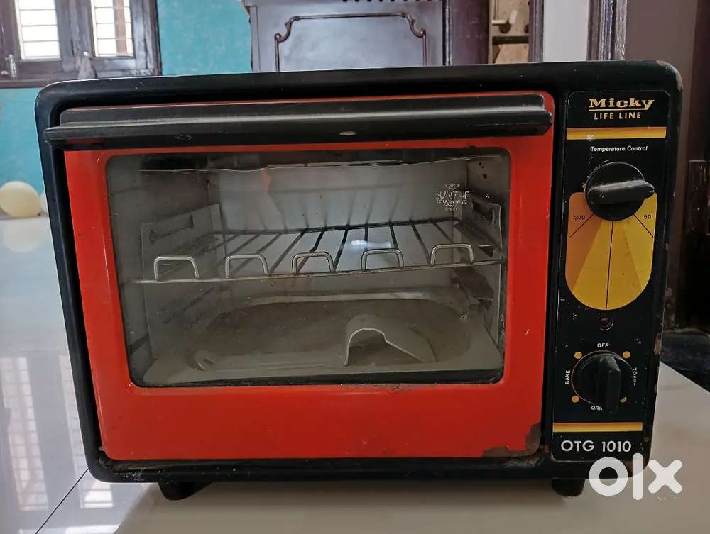 OTG Oven red colour