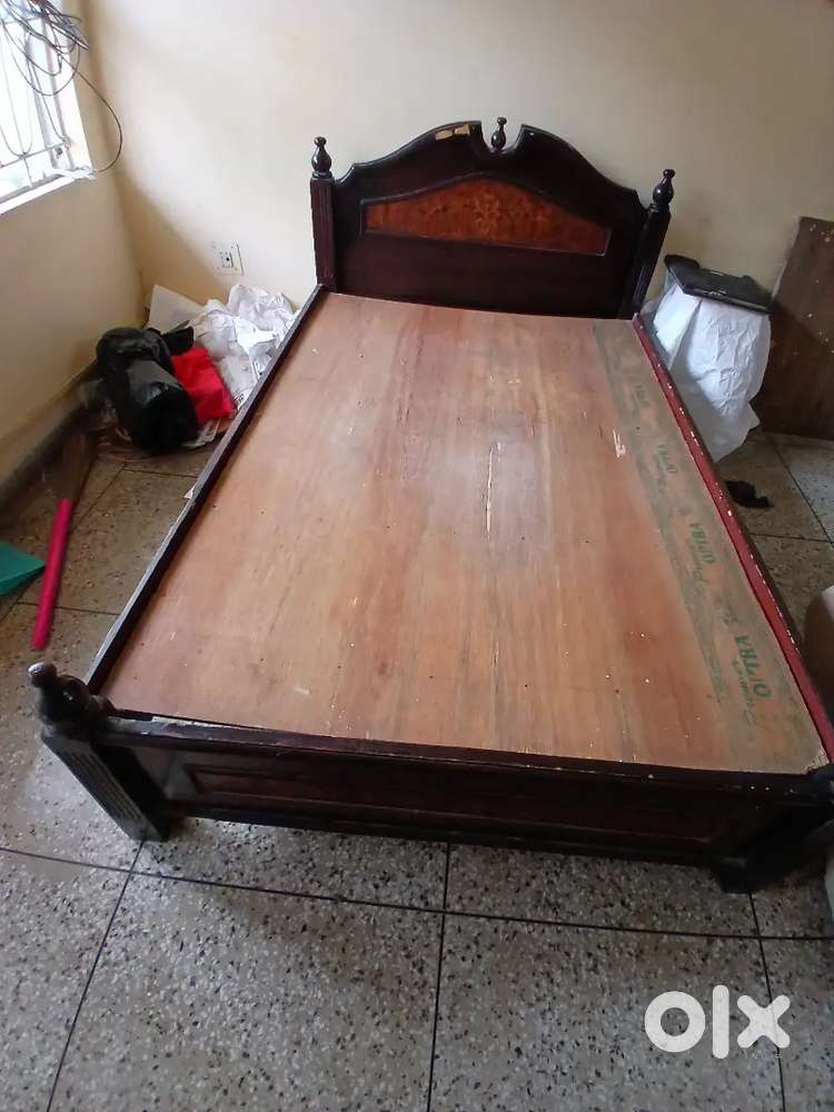 4 by 6 feet bed