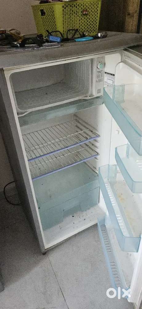 Samsung single door 192 L fridge