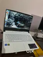 MSI Sword 15 A12V i7 12650H 16GB Ram 1TB SSD RTX4050