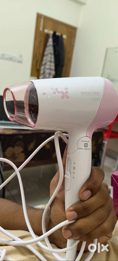 Hair dryer