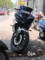 Yamaha R15 V2