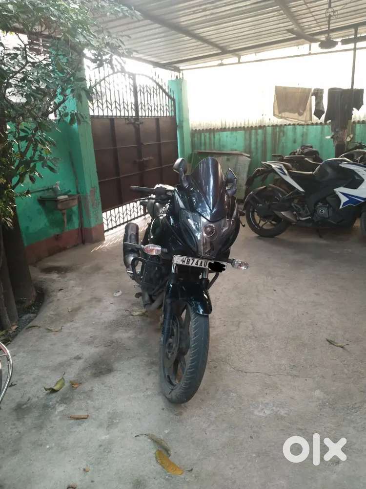 Bajaj pulsar 220f for sale
