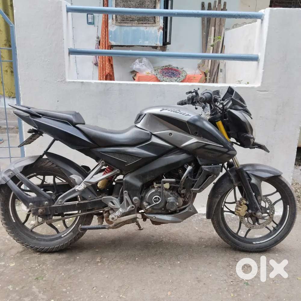 PULSER NS 160 URGENT SELL