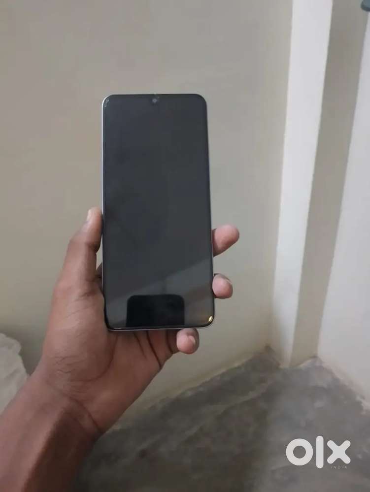 Radmi 4a 5g no display change carger hai bill box bhi hai bhai