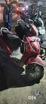 Activa 4g red colour in good condition
