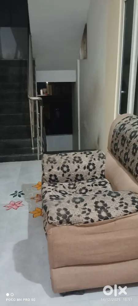 Flat for rent neately maintained